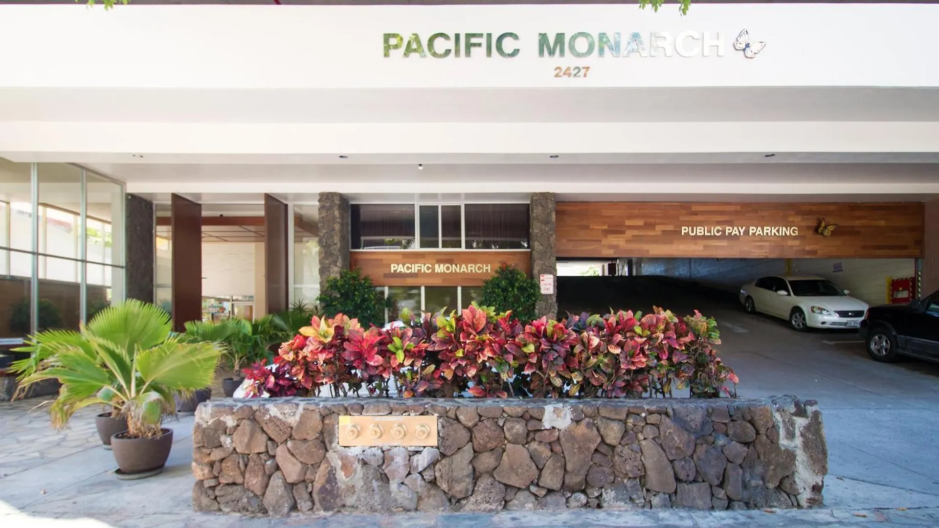Апартаменты Pacific Monarch 1Br With Great Ocean Views And Rooftop Pool! Гонолулу
