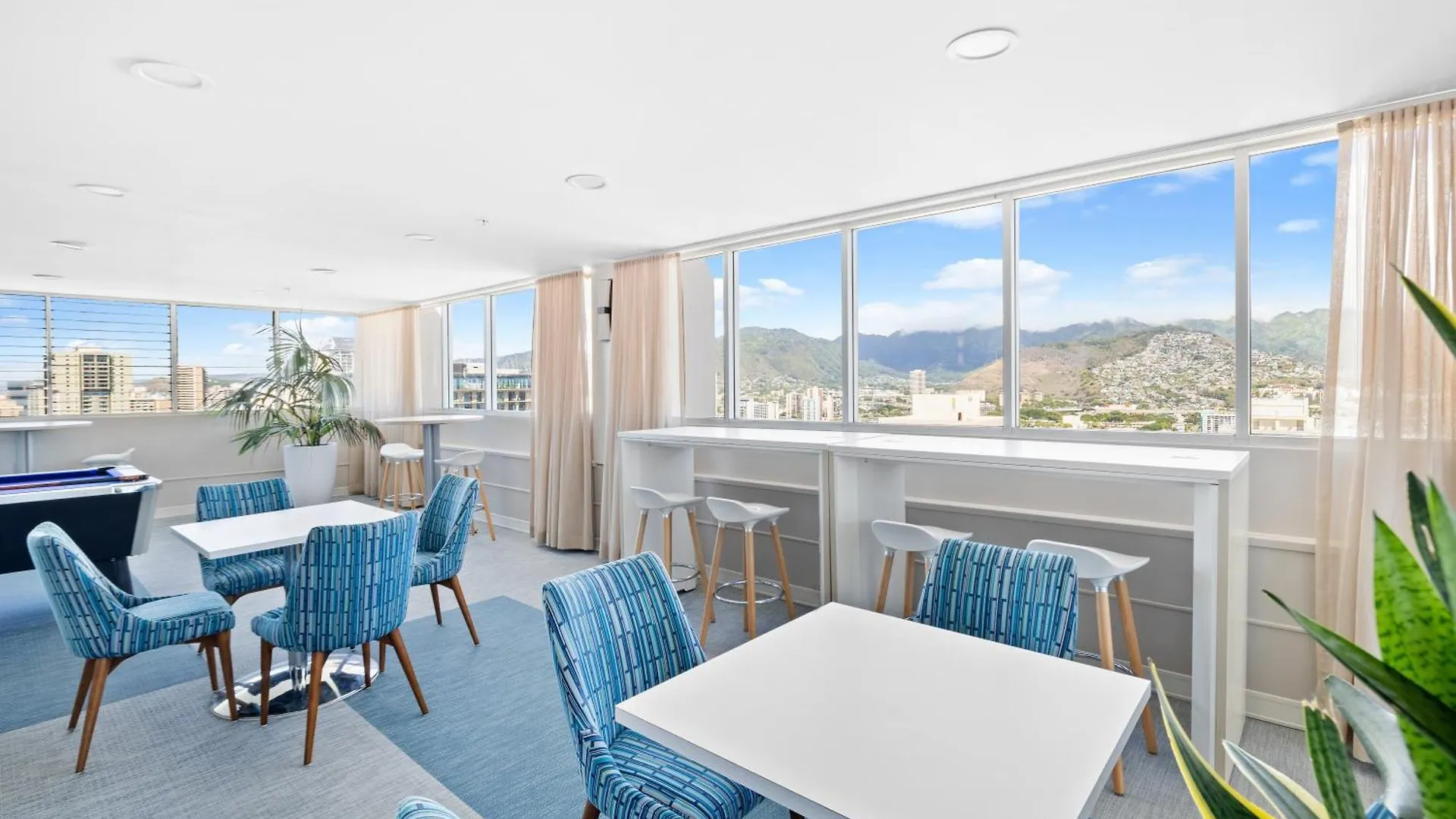 Pacific Monarch 1Br With Great Ocean Views And Rooftop Pool! Гонолулу