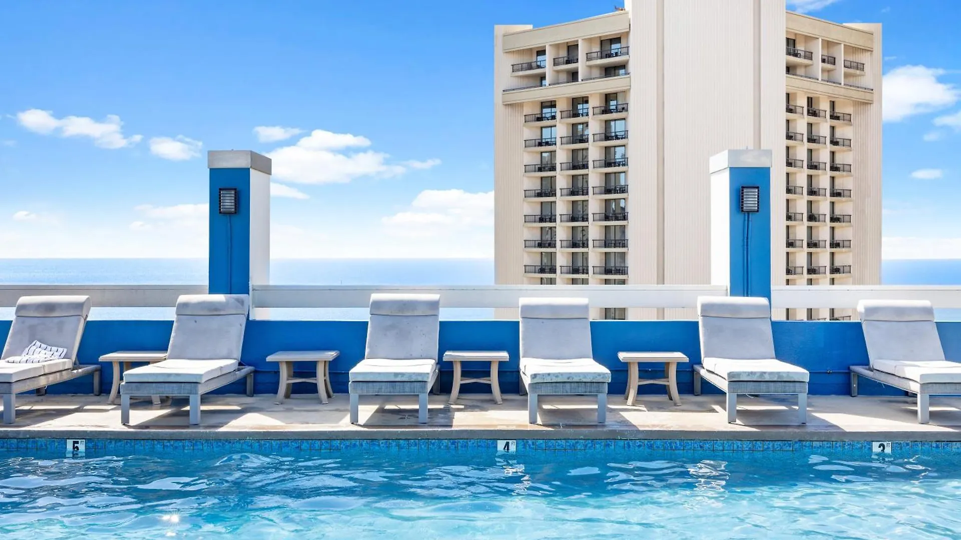 Pacific Monarch 1Br With Great Ocean Views And Rooftop Pool! Гонолулу 0*,  США